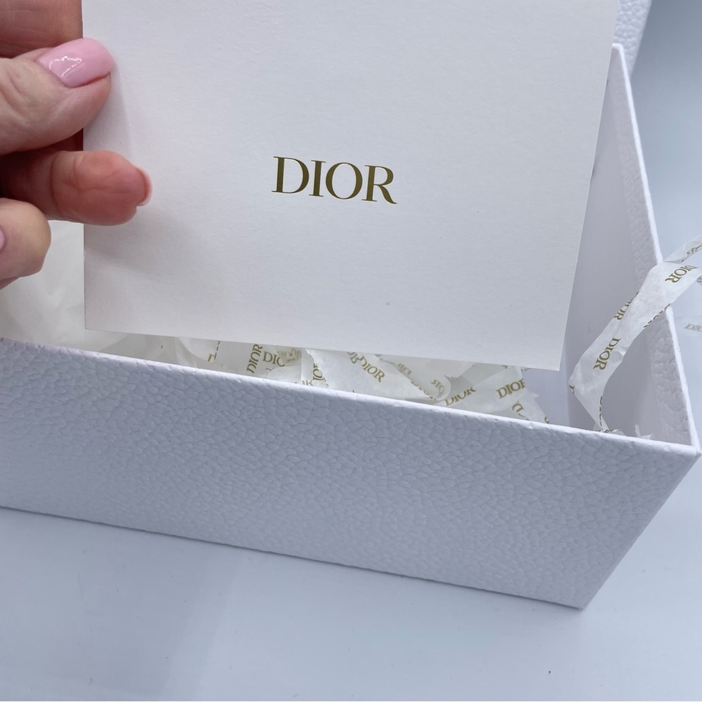 Dior Parfums Presentation Box OS White - Picture 4 of 10